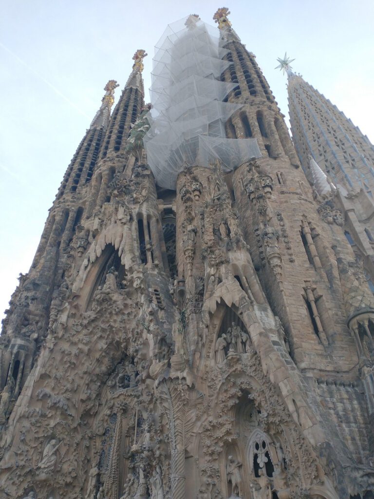 gaudi cathedral barcelona
